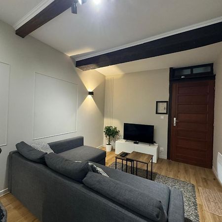 Appartement Charmant Hypercentre Avec Patio Prive Et Parking Orléans Exteriör bild